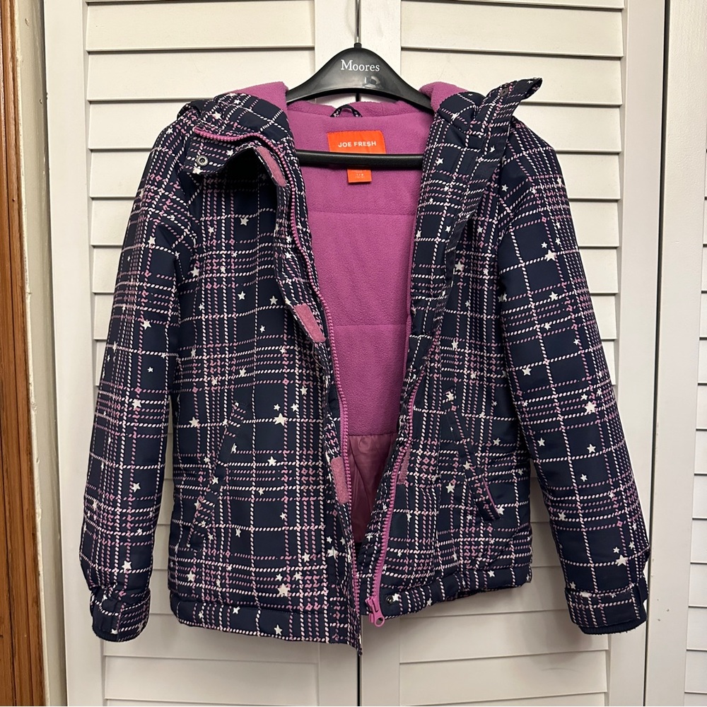 Warm hooded fall jacket for kids.